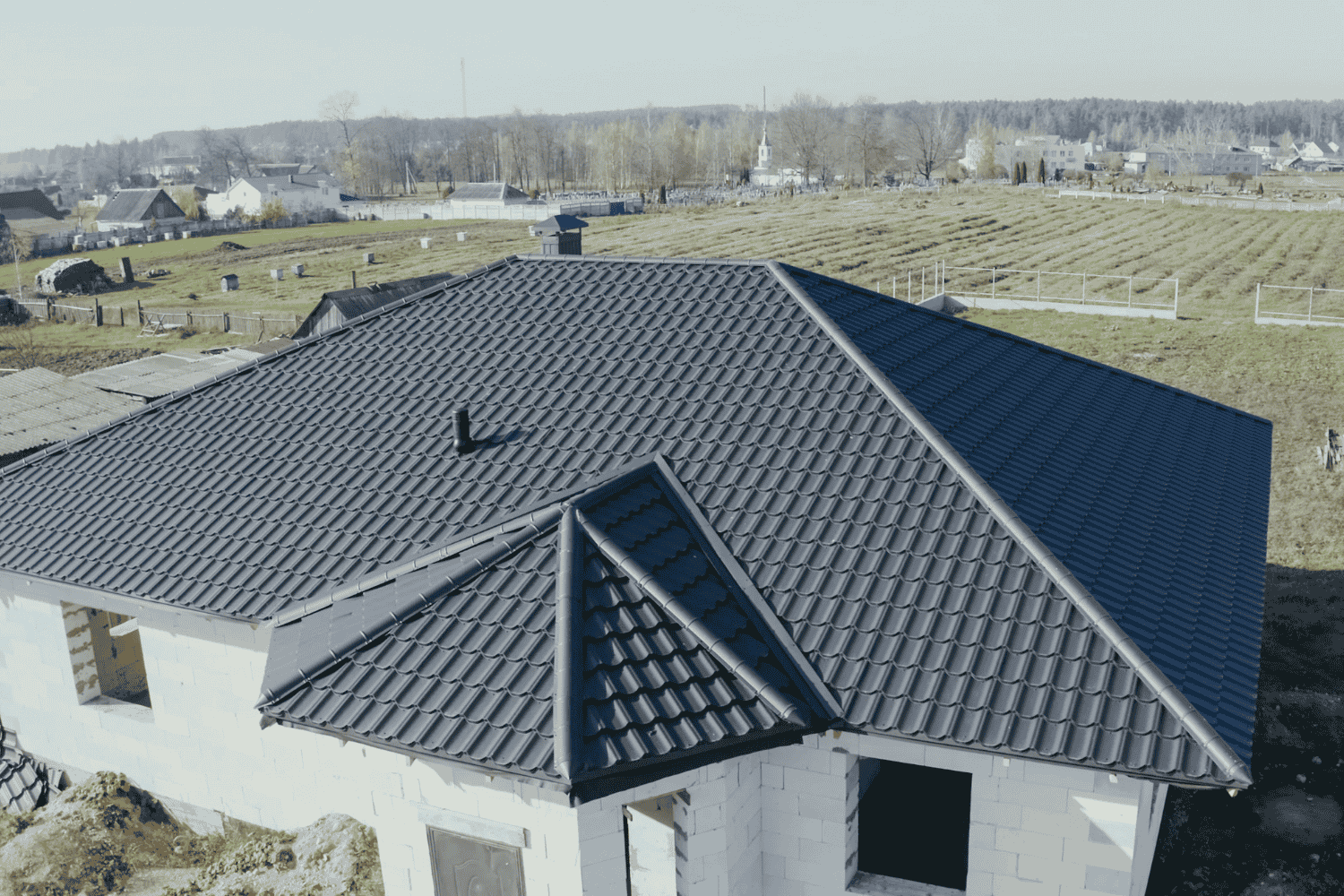 How Long Does a Roof Last? Average Lifespan by Material 3 Factors influencing roof longevity such as weather conditions and maintenance practices.